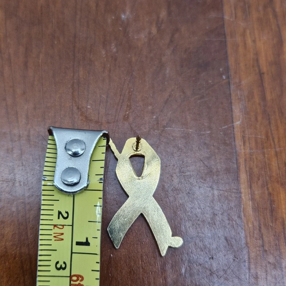 Pink Ribbon Breast Cancer‎ Awareness Golf Club Lapel Pin Gold Tone Set Of 3
